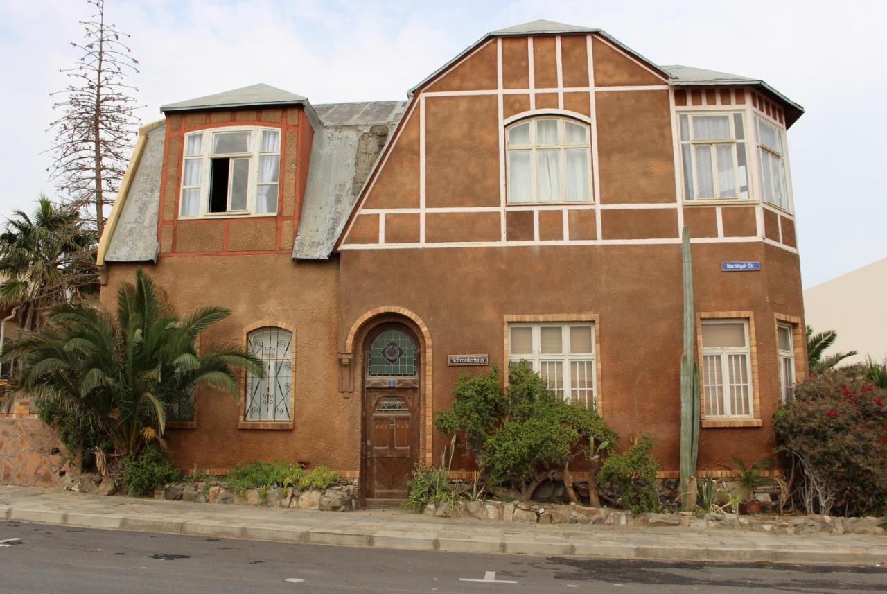 Tranquility Self Catering Hotel Luderitz ภายนอก รูปภาพ